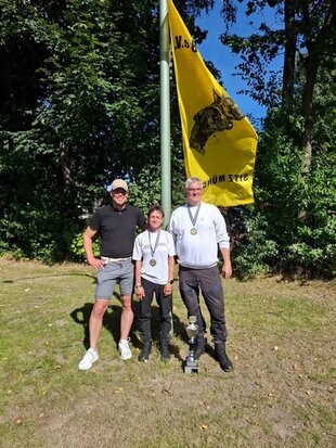  Marion & Anton erhielten leider 0 Pkt.  Klaus & Kichi erreichten 83 Pkt.  und sind damit wieder Landesmeister IFH Westfalen!